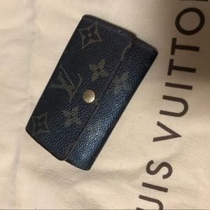 LV 6 Key holder